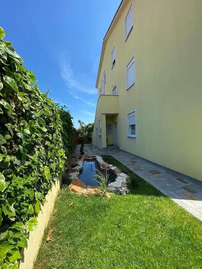 Apartments Baresic Medulin