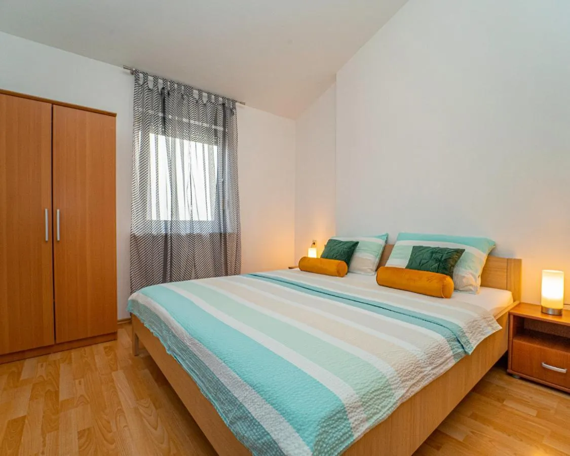 Apartments Baresic Medulin